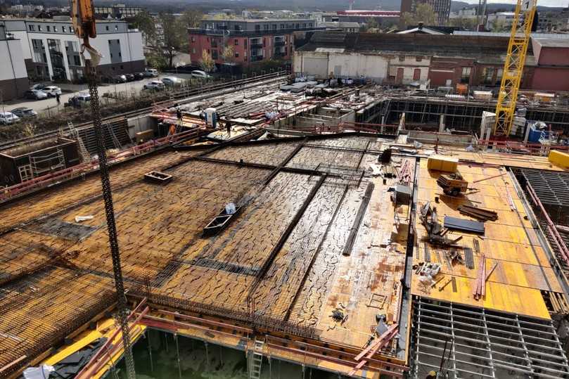 Das Deckenschalungssystem Onadek lässt sich schnell aufbauen und eignet sich besonders für das Schalen großer Flächen. | Foto: Ulma Construction GmbH Das Deckenschalungssystem Onadek lässt sich schnell aufbauen und eignet sich besonders für das Schalen großer Flächen. | Foto: Ulma Construction GmbH