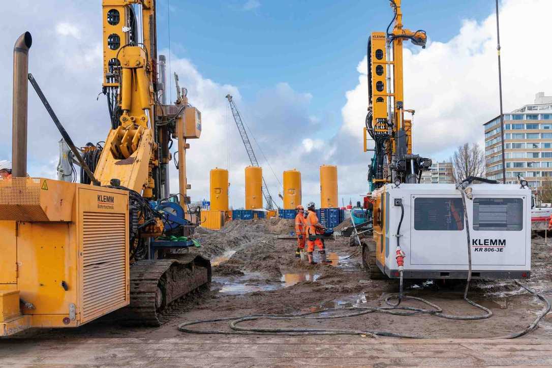 Klemm Bohrtechnik Elektro-Bohrgerät KR 806-3E bei Bauer Spezialtiefbau in den Niederlanden Klemm Bohrtechnik Elektro-Bohrgerät KR 806-3E bei Bauer Spezialtiefbau in den Niederlanden